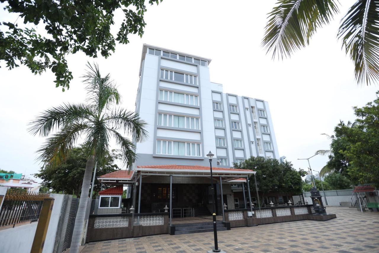 Minas Manor Hotel Tiruchirappalli Eksteriør billede