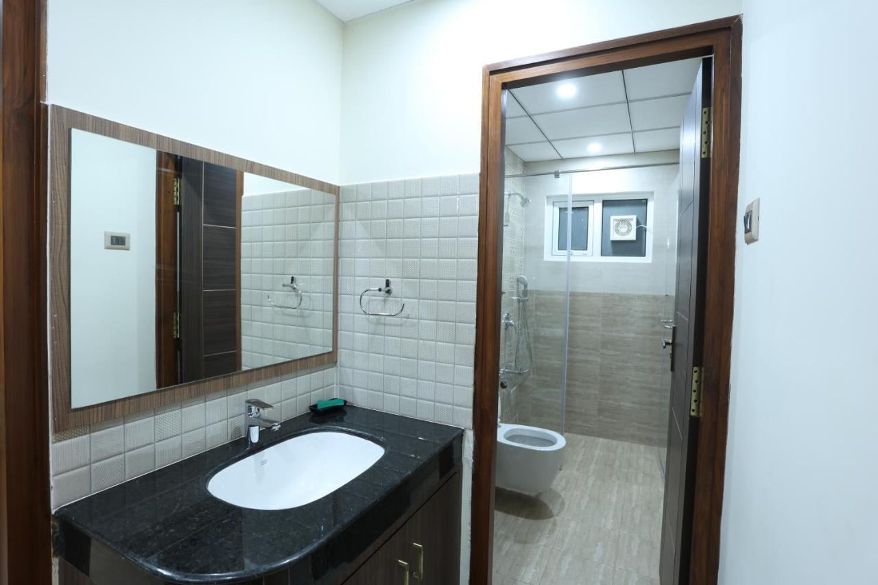 Minas Manor Hotel Tiruchirappalli Eksteriør billede