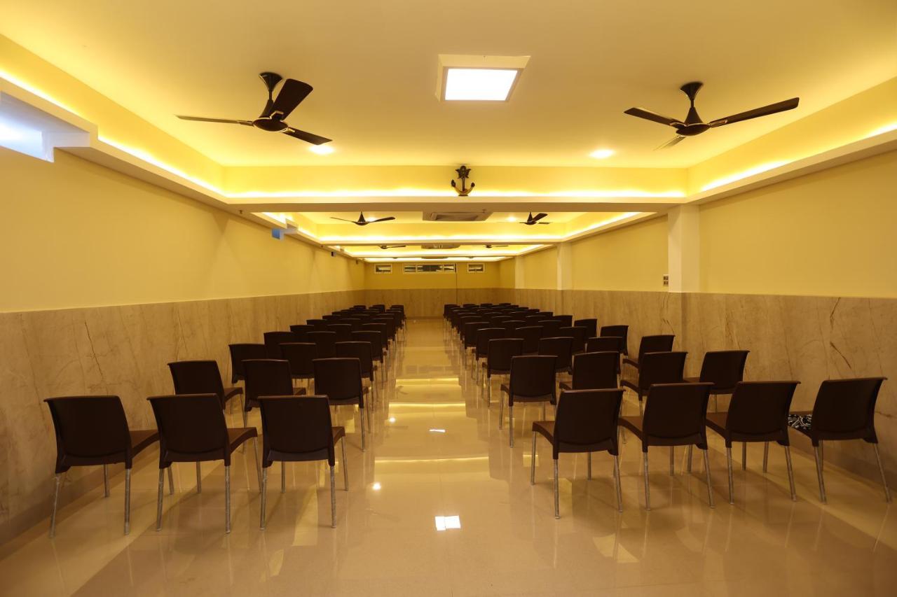 Minas Manor Hotel Tiruchirappalli Eksteriør billede
